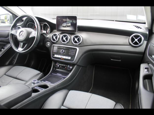 MERCEDES-BENZ Classe GLA/ X156 GLA 200 d Business Edition