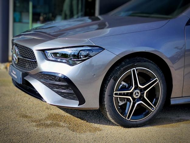 MERCEDES-BENZ CLA Shooting Brake CLA 250 e Hybrid EQ Shooting Brake AMG Line  CLA 250 e Shooting Brake AMG Line