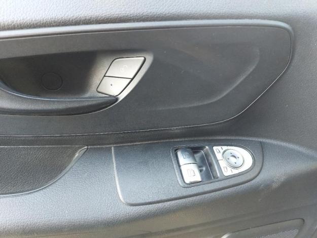 MERCEDES-BENZ Vito 114 CDI Compact Pro E6 4x4  