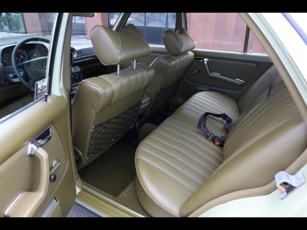 MERCEDES-BENZ 250   