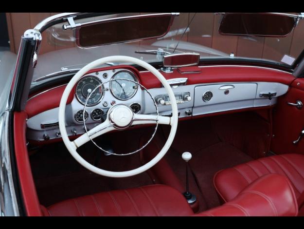 MERCEDES-BENZ 190 SL   