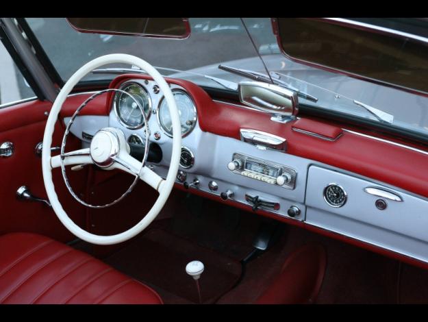 MERCEDES-BENZ 190 SL   