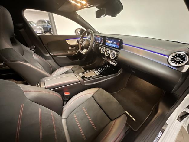 MERCEDES-BENZ CLA Shooting Brake 200 d 150ch AMG Line 8G-DCT  