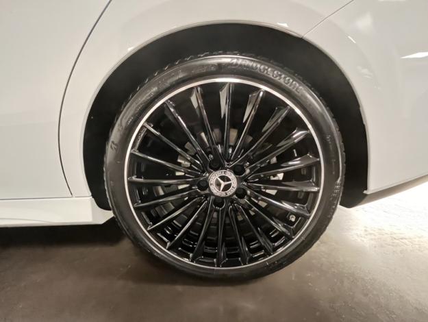 MERCEDES-BENZ CLA Shooting Brake 200 d 150ch AMG Line 8G-DCT  