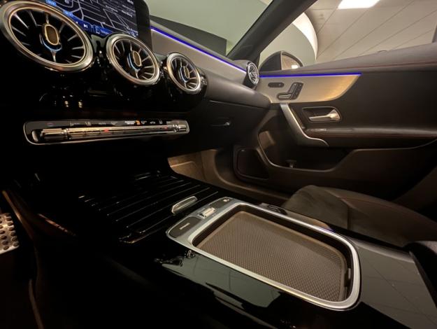 MERCEDES-BENZ CLA Shooting Brake 200 d 150ch AMG Line 8G-DCT  