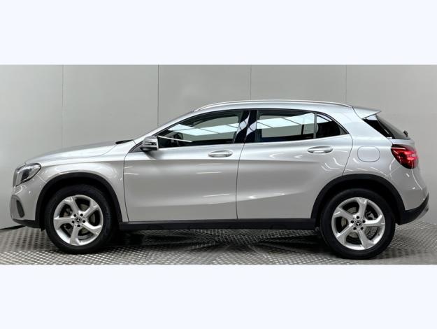 MERCEDES-BENZ Classe GLA/ X156 GLA 180 d Sensation