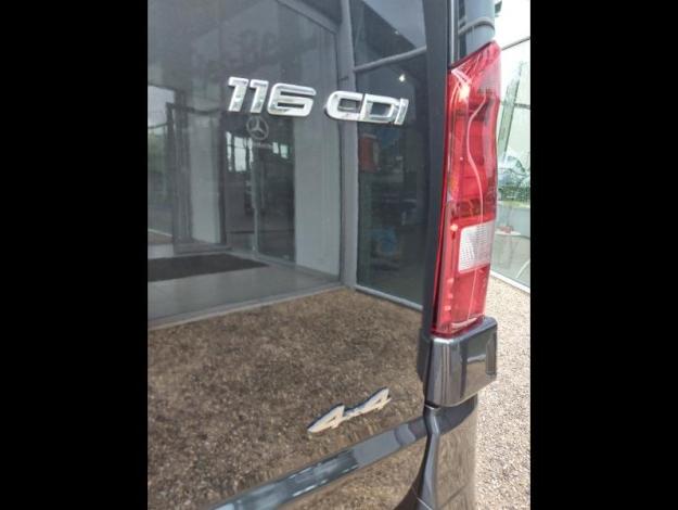 MERCEDES-BENZ Vito 116 CDI Mixto Long Select 9G-Tronic 4X4  