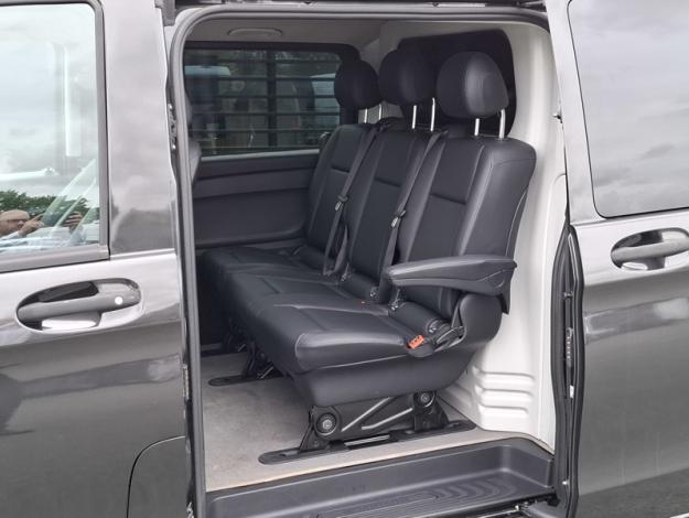 MERCEDES-BENZ Vito 116 CDI Mixto Long Select 9G-Tronic 4X4  