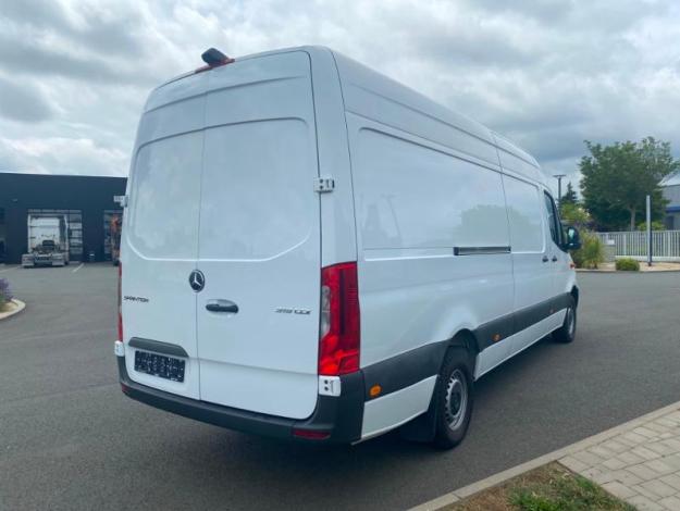 MERCEDES-BENZ Sprinter 319 CDI Fourgon Toit sureleve Long  