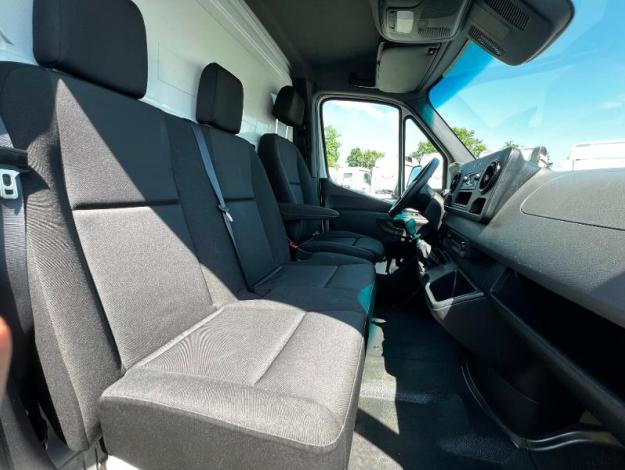 MERCEDES-BENZ Sprinter CCb 514 CDI 43 3T5 Propulsion Caisse Hayon 