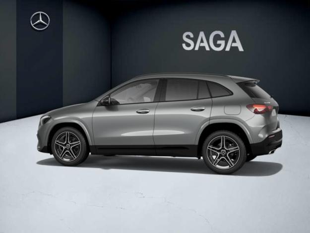 MERCEDES-BENZ GLA 200 AMG Line