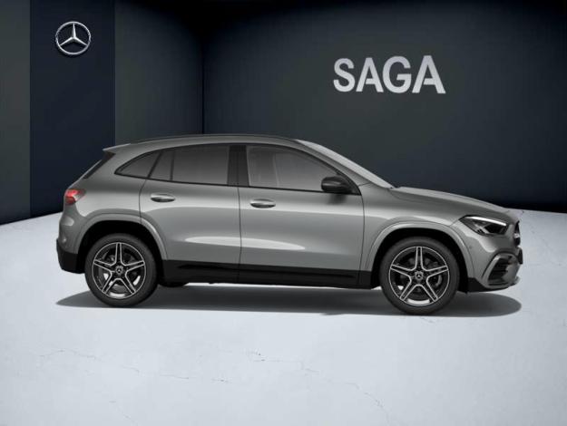 MERCEDES-BENZ GLA 200 AMG Line