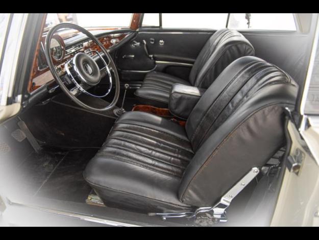 MERCEDES-BENZ 300 SE COUPE  