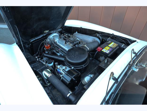 MERCEDES-BENZ 190 SL   