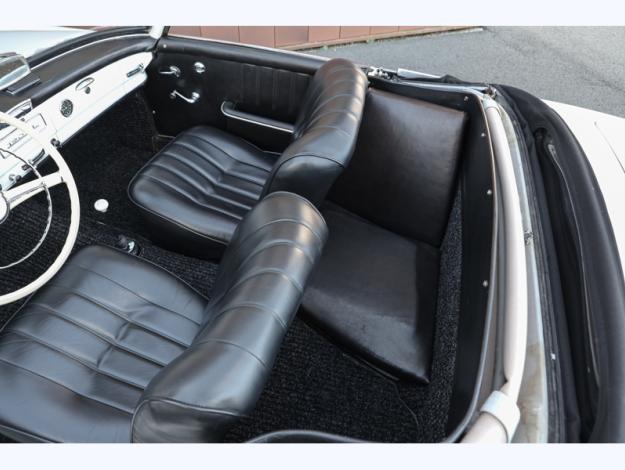 MERCEDES-BENZ 190 SL   