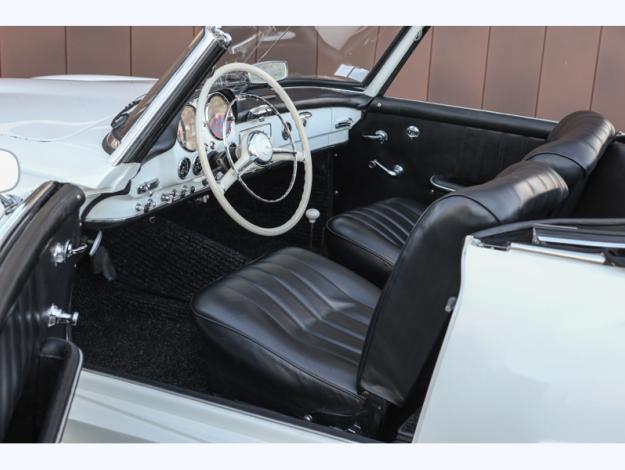 MERCEDES-BENZ 190 SL   