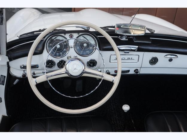 MERCEDES-BENZ 190 SL   