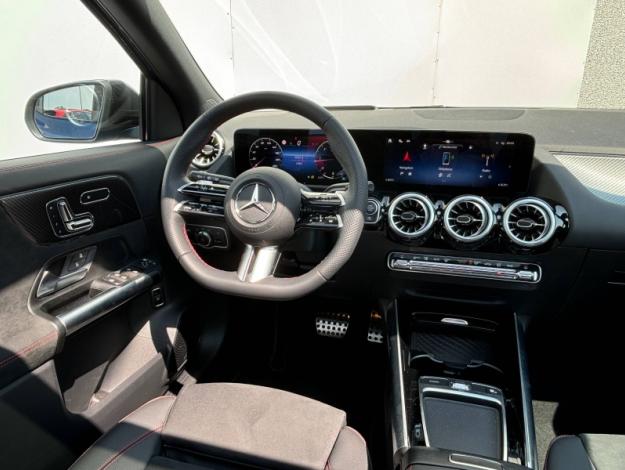 MERCEDES-BENZ Classe GLA/ H247 GLA 200 d AMG Line