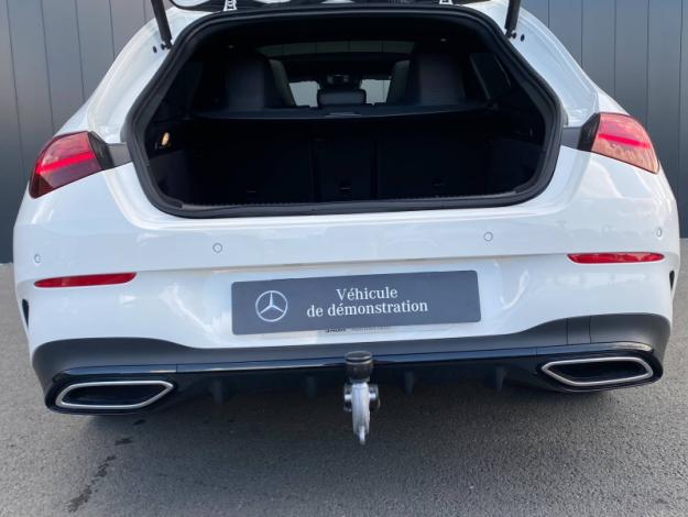 MERCEDES-BENZ Classe CLA SB/118 CLA 200 d Shooting Brake AMG Line