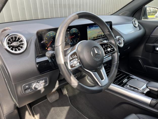 MERCEDES-BENZ GLA 200 d Progressive Line