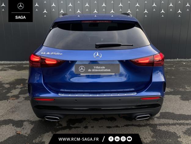 MERCEDES-BENZ GLA 250 e AMG Line