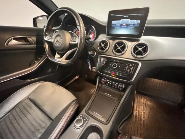 MERCEDES-BENZ Classe GLA/ X156 GLA 200 d Fascination