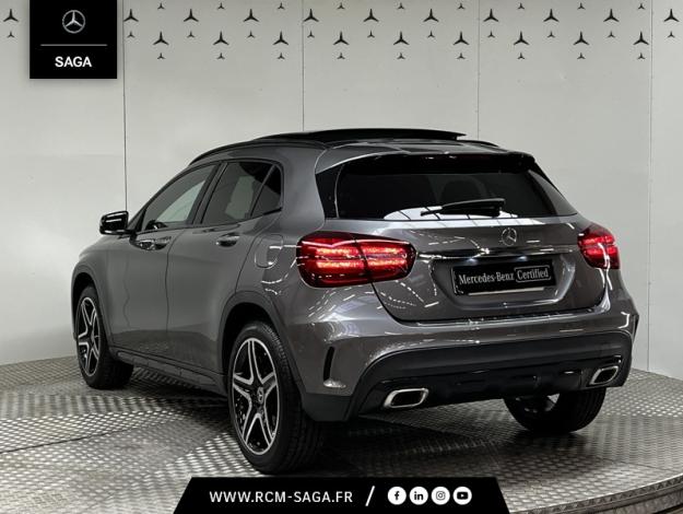 MERCEDES-BENZ GLA 200 Fascination