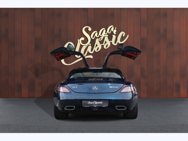 MERCEDES-BENZ SLS AMG Coupé  