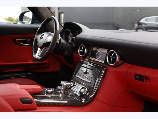 MERCEDES-BENZ SLS AMG Coupé  