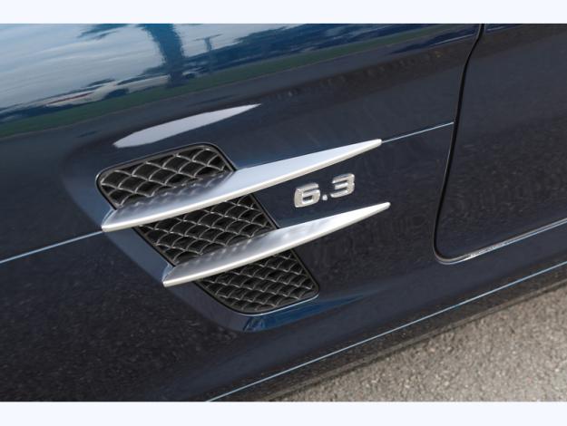 MERCEDES-BENZ SLS AMG Coupé  