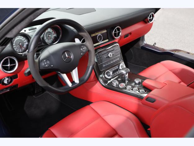 MERCEDES-BENZ SLS AMG Coupé  