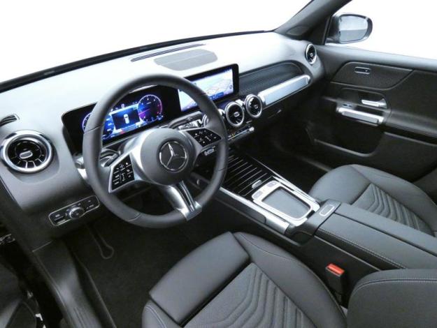 MERCEDES-BENZ GLB 200 d Progressive Line