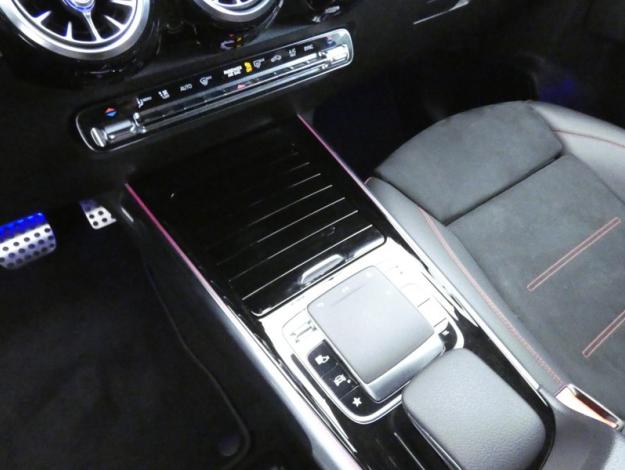 MERCEDES-BENZ GLB 220 d 4MATIC AMG Line AMG Line 
