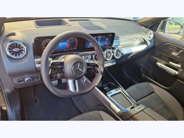 MERCEDES-BENZ GLB 200 d AMG Line