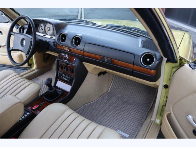 MERCEDES-BENZ 230 CE 123 C  