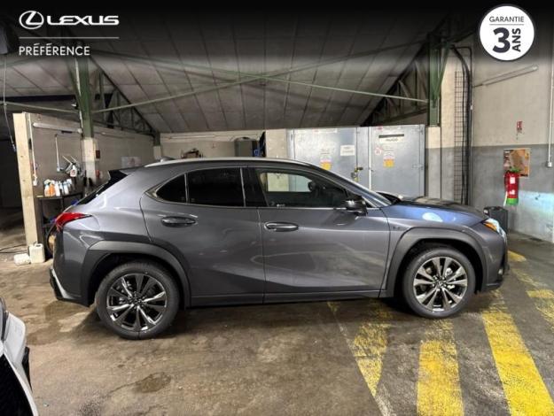 LEXUS UX 300h 2WD F SPORT Design