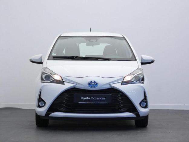 TOYOTA Yaris 100h Dynamic 5p RC18