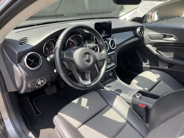 MERCEDES-BENZ CLA Shooting Brake  180 SB BUSINESS EDITION  