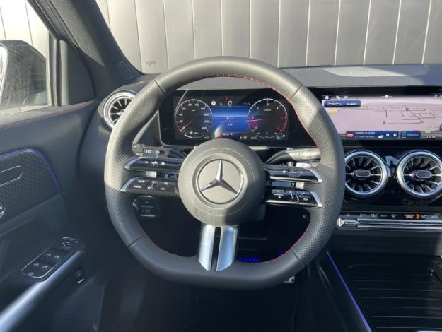 MERCEDES-BENZ GLA 180 d AMG Line AMG Line GLA 180 d AMG Line