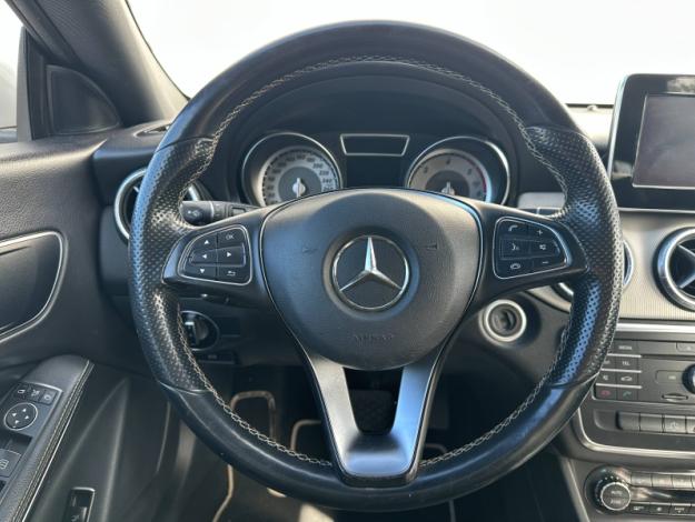 MERCEDES-BENZ Classe CLA CP/117 220 CDI SENSATION 7G-DCT