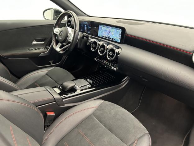 MERCEDES-BENZ Classe A 180 Berline AMG Line AMG Line 