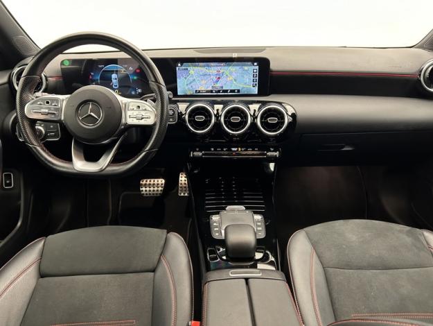MERCEDES-BENZ Classe A 180 Berline AMG Line AMG Line 