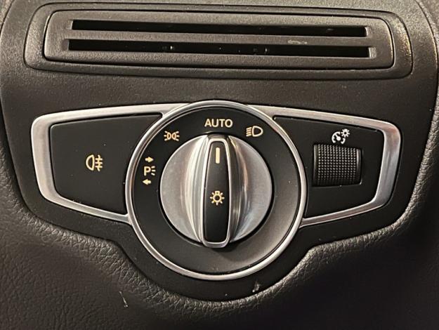 MERCEDES-BENZ GLC Coupé GLC 300de 4MATIC Coupé Business Line  