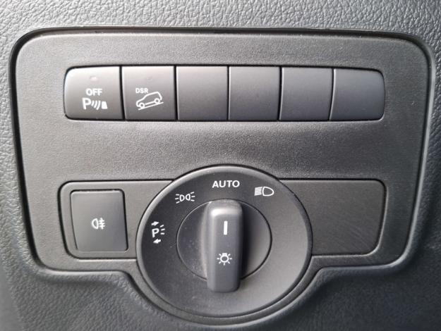 MERCEDES-BENZ Vito 119 CDI 4x4 Mixto Long Pro 