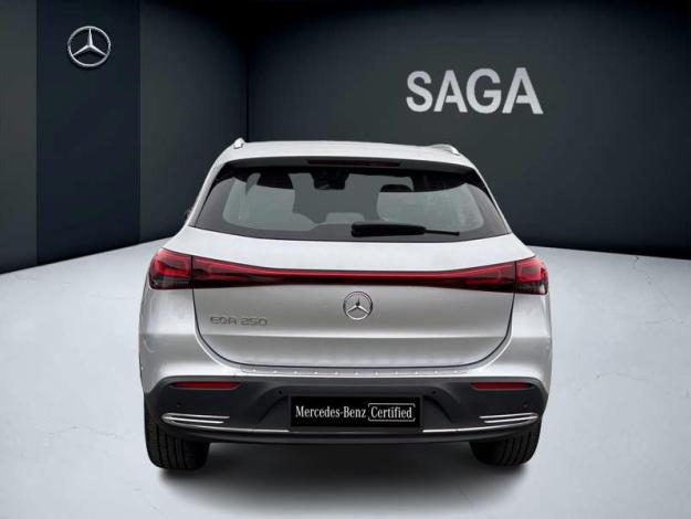 MERCEDES-BENZ EQA EQA 250 Luxury Line