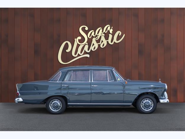MERCEDES-BENZ 190 190 HECK FLOSSE  