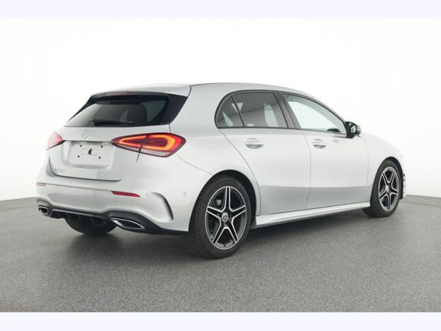 MERCEDES-BENZ A-Klasse A 180 d Launch Edition