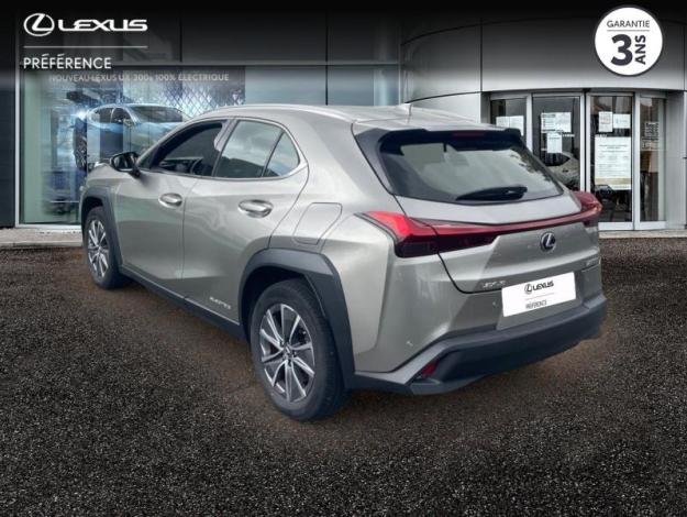 LEXUS UX 300e Luxe