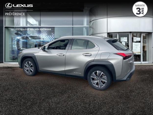 LEXUS UX 300e Luxe