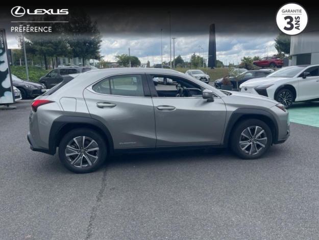 LEXUS UX 300e Luxe